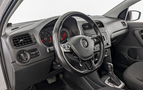 Volkswagen Polo VI (EU Market), 2019 год, 1 305 000 рублей, 6 фотография