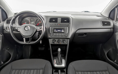 Volkswagen Polo VI (EU Market), 2019 год, 1 305 000 рублей, 17 фотография