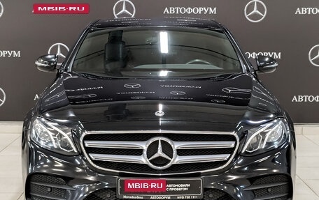 Mercedes-Benz E-Класс, 2019 год, 3 720 000 рублей, 2 фотография