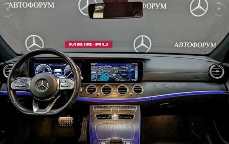 Mercedes-Benz E-Класс, 2019 год, 3 855 000 рублей, 11 фотография