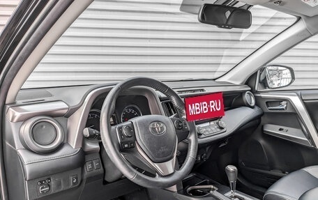 Toyota RAV4, 2018 год, 2 680 000 рублей, 16 фотография