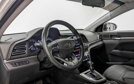 Hyundai Elantra VI рестайлинг, 2019 год, 2 150 000 рублей, 14 фотография