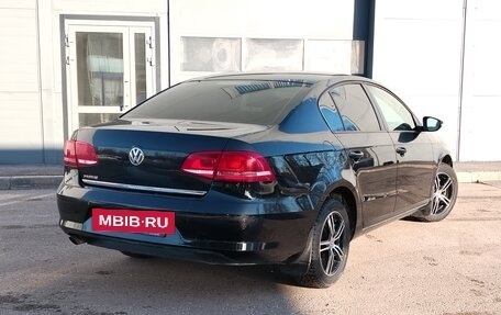 Volkswagen Passat B7, 2013 год, 1 089 000 рублей, 2 фотография