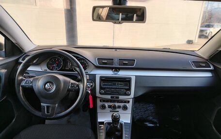 Volkswagen Passat B7, 2013 год, 1 089 000 рублей, 7 фотография