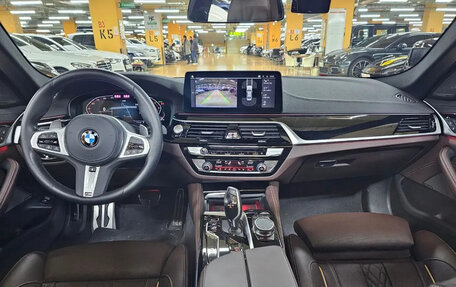 BMW 5 серия, 2021 год, 4 050 555 рублей, 17 фотография