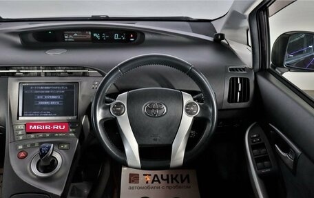 Toyota Prius, 2013 год, 1 498 000 рублей, 7 фотография