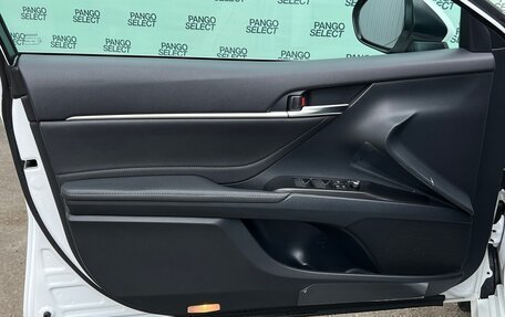 Toyota Camry, 2021 год, 3 395 000 рублей, 22 фотография