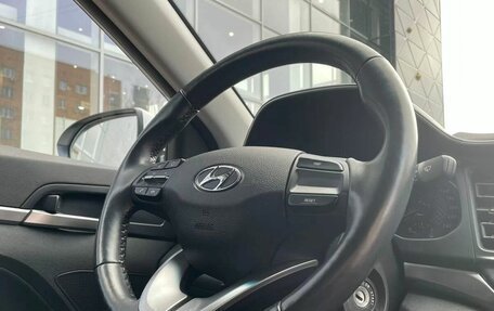 Hyundai Elantra VI рестайлинг, 2020 год, 1 999 000 рублей, 20 фотография