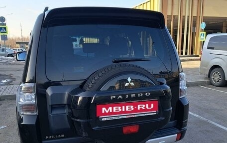 Mitsubishi Pajero IV, 2014 год, 2 590 000 рублей, 5 фотография
