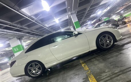Mercedes-Benz E-Класс, 2011 год, 1 510 000 рублей, 2 фотография