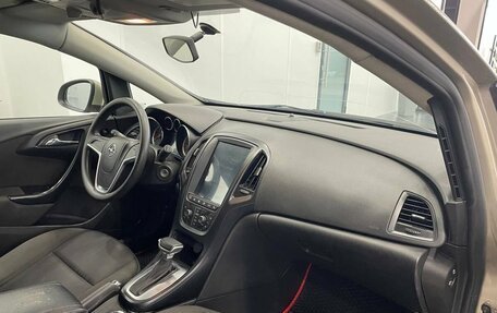 Opel Astra J, 2011 год, 780 000 рублей, 11 фотография