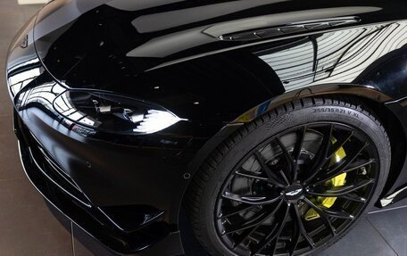 Aston Martin V8 Vantage IV, 2023 год, 26 800 000 рублей, 5 фотография