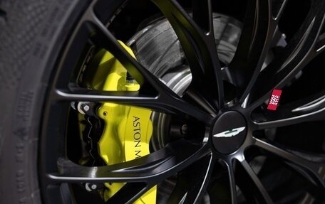 Aston Martin V8 Vantage IV, 2023 год, 26 800 000 рублей, 11 фотография
