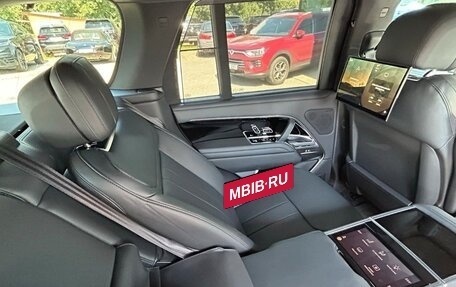 Land Rover Range Rover IV рестайлинг, 2023 год, 24 620 000 рублей, 8 фотография
