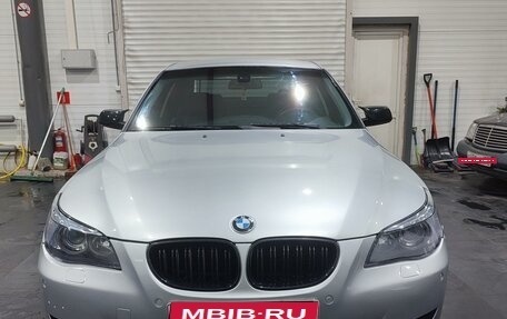 BMW 5 серия, 2004 год, 1 600 000 рублей, 11 фотография