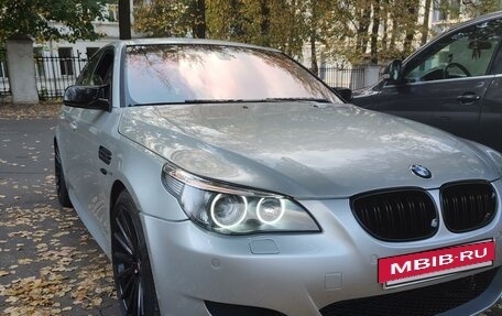 BMW 5 серия, 2004 год, 1 600 000 рублей, 26 фотография