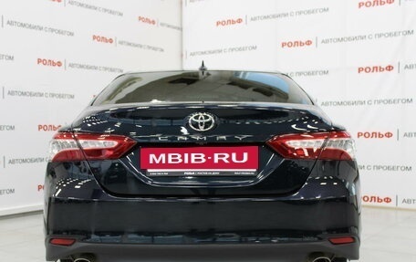 Toyota Camry, 2019 год, 3 379 000 рублей, 6 фотография