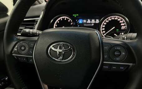 Toyota Camry, 2019 год, 3 379 000 рублей, 21 фотография