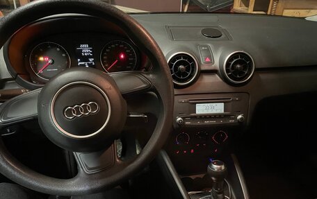 Audi A1, 2010 год, 900 000 рублей, 2 фотография