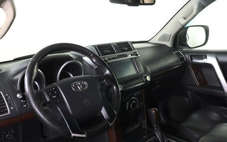 Toyota Land Cruiser Prado 150 рестайлинг 2, 2015 год, 3 450 000 рублей, 16 фотография