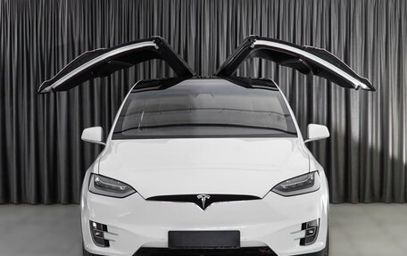 Tesla Model X I, 2017 год, 4 800 000 рублей, 5 фотография