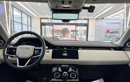 Land Rover Range Rover Evoque II, 2021 год, 4 500 000 рублей, 4 фотография
