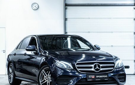 Mercedes-Benz E-Класс, 2017 год, 3 599 000 рублей, 2 фотография