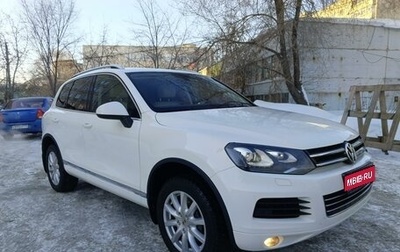 Volkswagen Touareg III, 2011 год, 2 370 000 рублей, 1 фотография