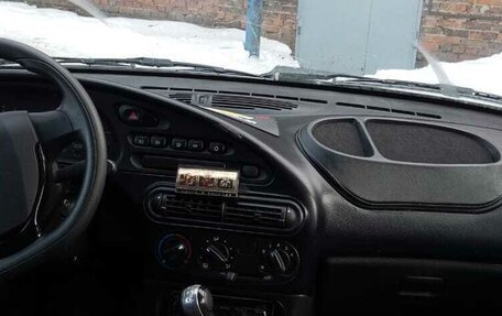 Chevrolet Niva I рестайлинг, 2017 год, 770 000 рублей, 5 фотография