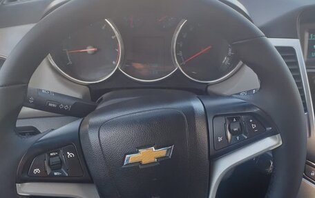 Chevrolet Cruze II, 2011 год, 880 000 рублей, 4 фотография