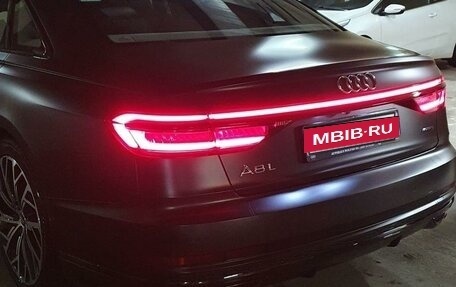 Audi A8, 2020 год, 6 фотография