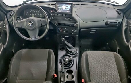Chevrolet Niva I рестайлинг, 2020 год, 999 900 рублей, 13 фотография