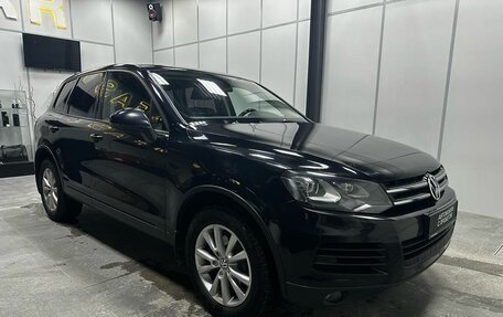 Volkswagen Touareg III, 2012 год, 1 999 000 рублей, 3 фотография