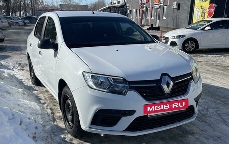 Renault Logan II, 2019 год, 799 000 рублей, 2 фотография