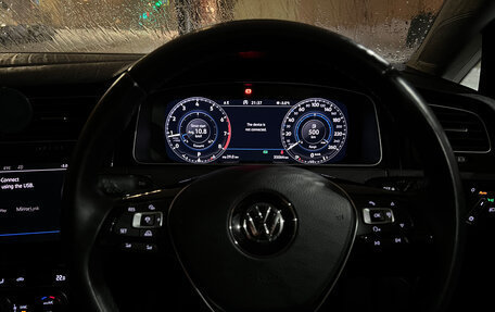 Volkswagen Golf VII, 2018 год, 2 350 000 рублей, 13 фотография