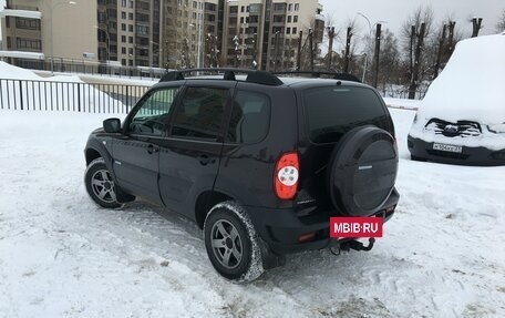 Chevrolet Niva I рестайлинг, 2018 год, 940 000 рублей, 2 фотография