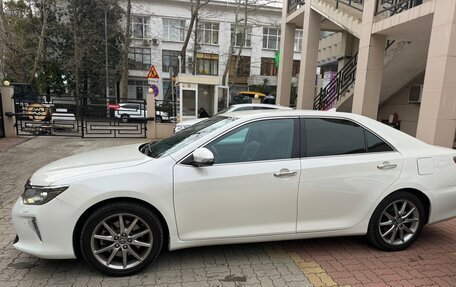 Toyota Camry, 2017 год, 2 450 000 рублей, 3 фотография