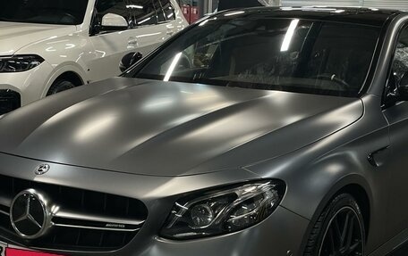 Mercedes-Benz E-Класс AMG, 2018 год, 8 000 000 рублей, 4 фотография