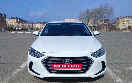 Hyundai Elantra VI рестайлинг, 2017 год, 1 430 000 рублей, 15 фотография