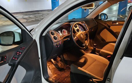 Volkswagen Tiguan I, 2010 год, 1 180 000 рублей, 10 фотография
