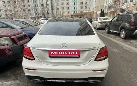 Mercedes-Benz E-Класс, 2018 год, 3 400 000 рублей, 8 фотография