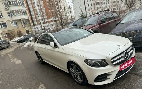 Mercedes-Benz E-Класс, 2018 год, 3 400 000 рублей, 11 фотография
