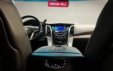 Cadillac Escalade IV, 2016 год, 5 200 000 рублей, 13 фотография