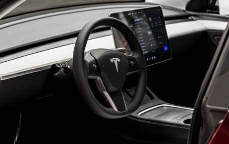 Tesla Model Y I, 2024 год, 7 300 000 рублей, 18 фотография