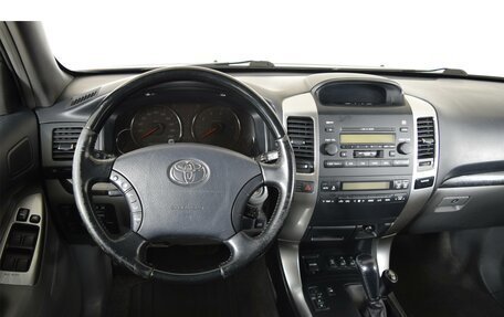 Toyota Land Cruiser Prado 120 рестайлинг, 2007 год, 2 465 000 рублей, 15 фотография