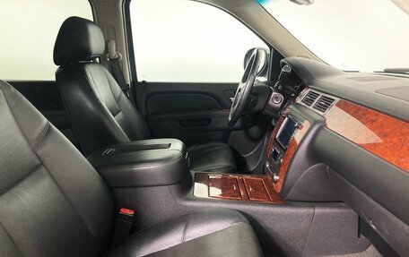 Chevrolet Tahoe III, 2013 год, 2 629 000 рублей, 10 фотография