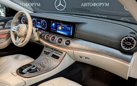 Mercedes-Benz CLS, 2019 год, 5 250 000 рублей, 13 фотография
