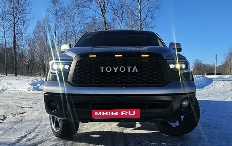 Toyota Tundra II, 2010 год, 4 300 000 рублей, 6 фотография