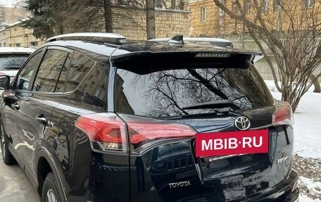 Toyota RAV4, 2019 год, 2 650 000 рублей, 5 фотография