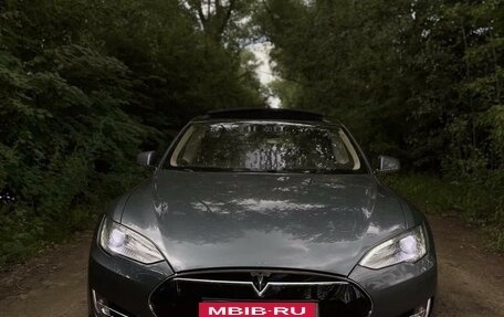 Tesla Model S I, 2013 год, 2 200 000 рублей, 13 фотография